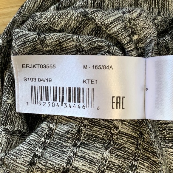 ROXY Junior's Cloudy Days Top Black Size Medium KTE1 - Picture 11 of 11